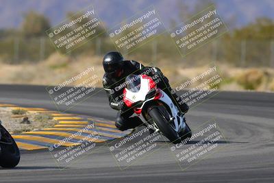 media/Dec-17-2022-SoCal Trackdays (Sat) [[224abd9271]]/Turn 7 Set 1 (1125am)/